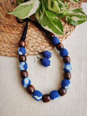 Indigo wooden beaded necklace set