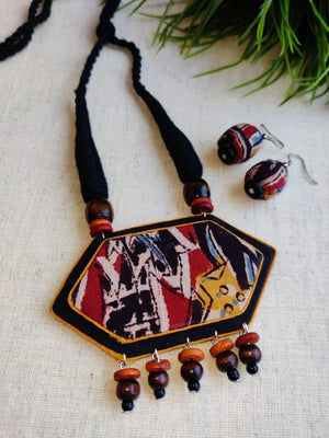 AJRAKH RED SHUTKONI NECKLACE