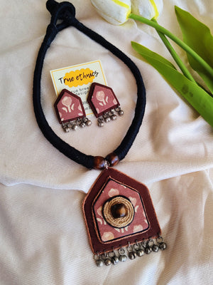 BROWN PANCHAKONI NECKLACE