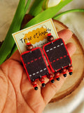 BLACK EARRING