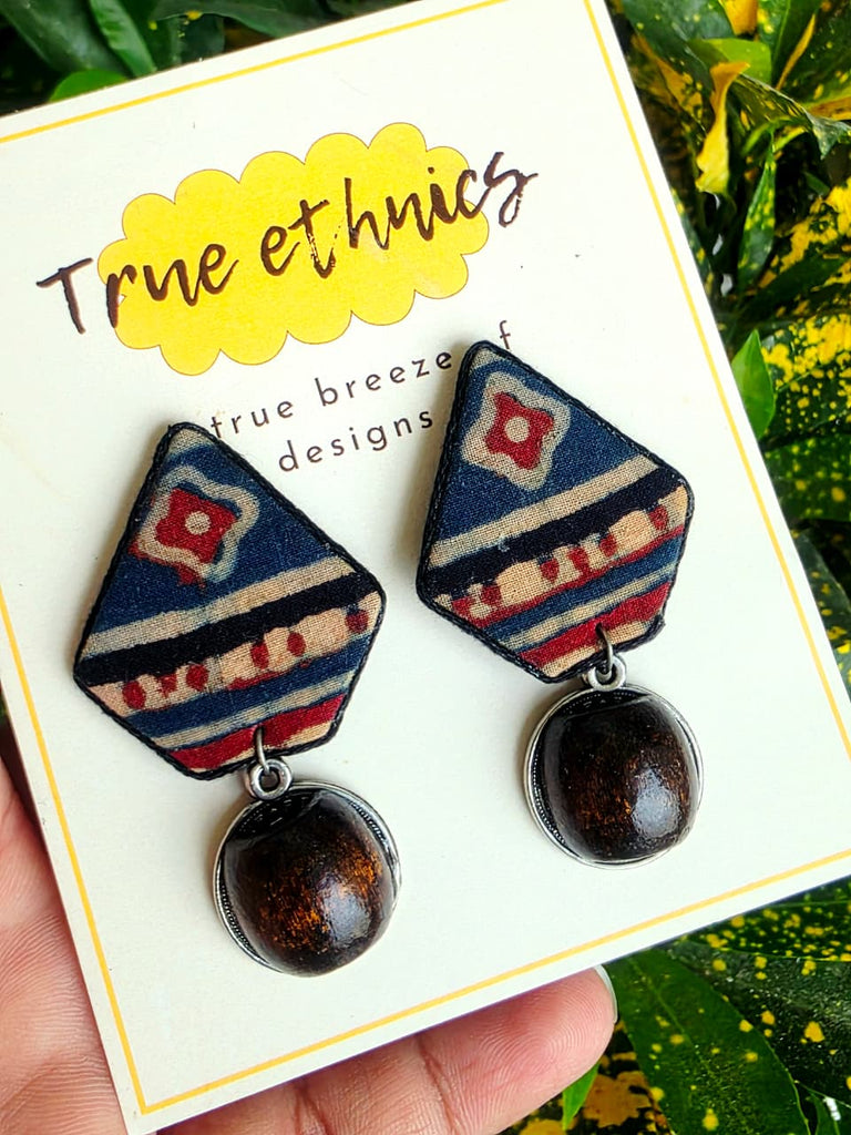 PANCHAKONI BLUE EARRING