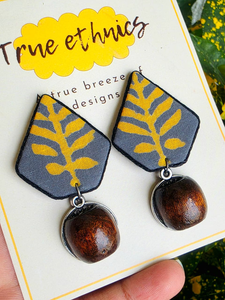 PANCHAKONI GRAY & YELLOW EARRINGS