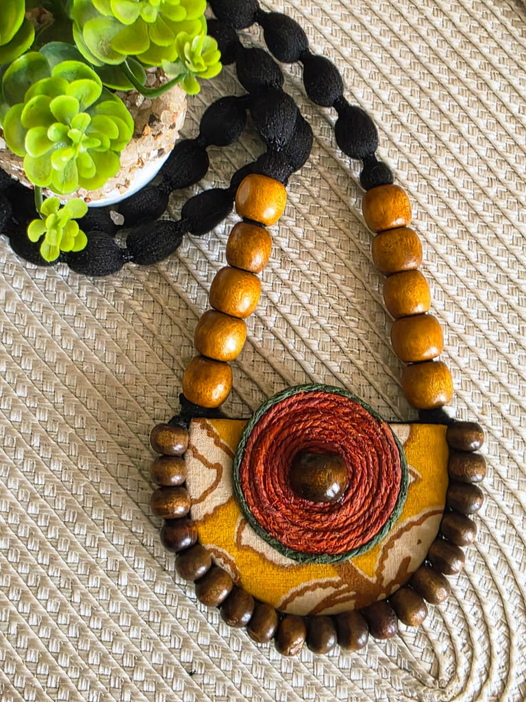 YELLOW CHANDRAKALA NECKLACE