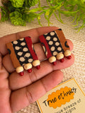 RED SMALL STUD 2