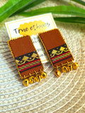 MUSTARD TRADITIONAL STUDS