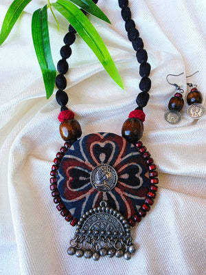 AJRAKH CHANDRAKALA NECKPIECE