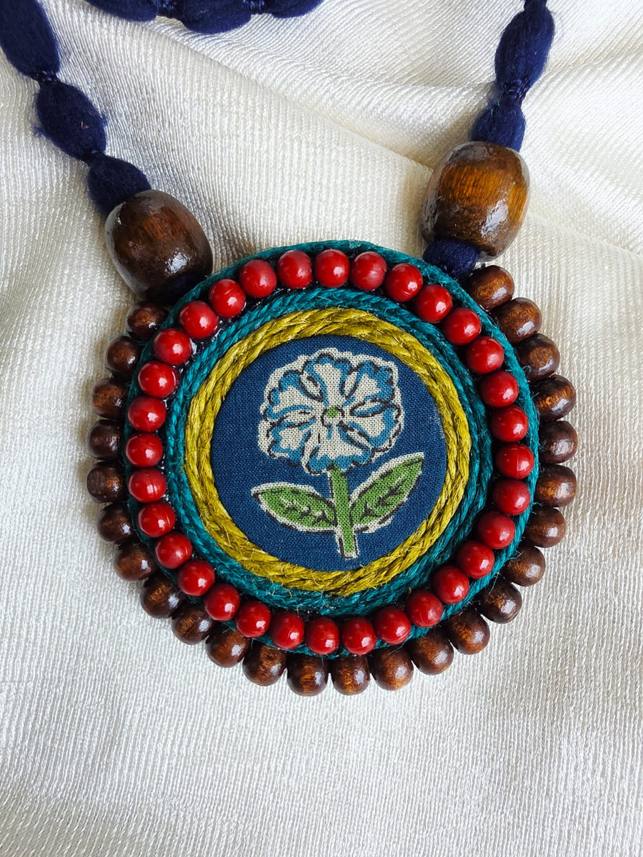 BLUE AND RED CHANDRAKALA NECKLACE SET