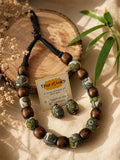 GREEN WOODEN BEADED NECKLACE