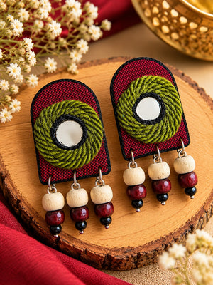 MIRROR MAROON STUD EARRING